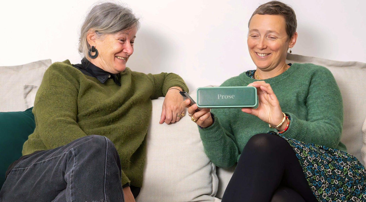 Livres audio pour seniors : 7 bénéfices que vous ne soupçonnez pas